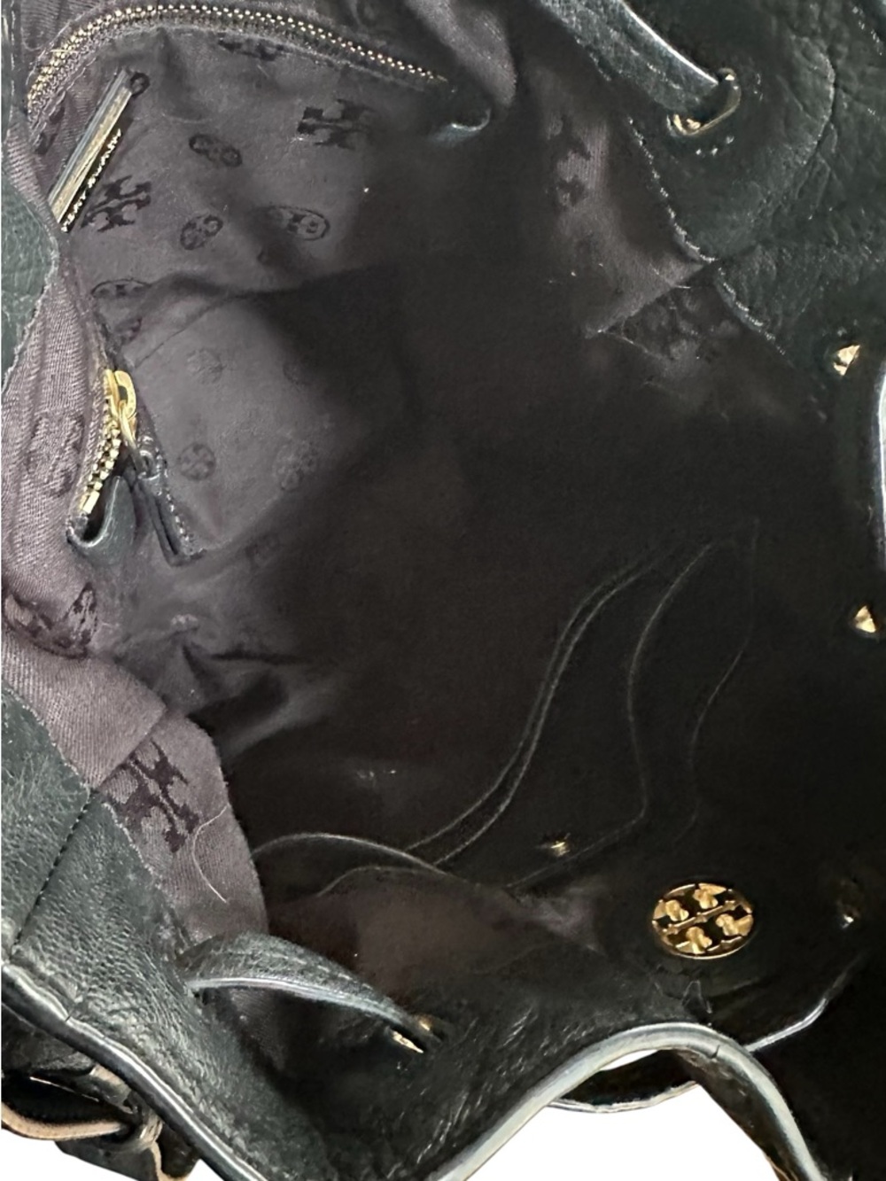 Tory Burch Pebbled Leather Bucket Bag Black Gold Drawstring w Dust Bag EUC - Picture 11 of 15